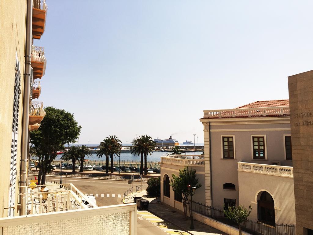 Riviera Hotel
